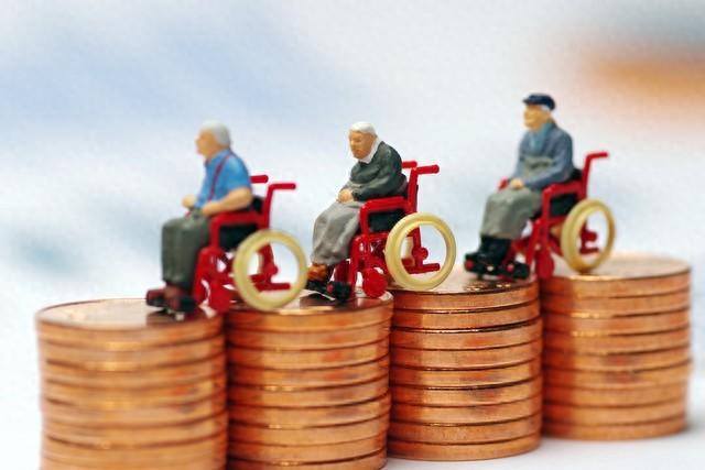 企业退休有哪些补助！企业退休人员月补贴2600元，比上班还爽的秘密曝光！