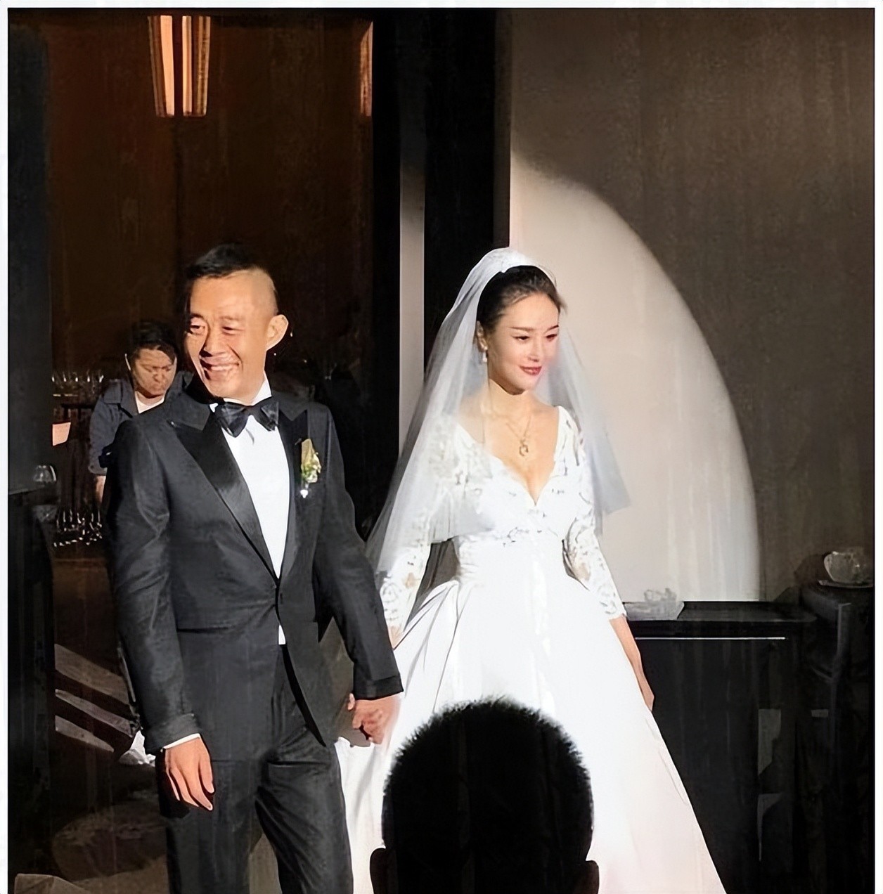 侯勇传奇人生:从屠宰场到影视巨星,他的坚持与热爱感动无数观众