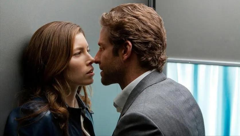 《天龙特攻队》:一部革新动作电影的视角,硬汉动作的经典回归