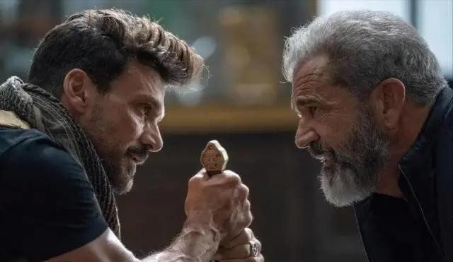 《天龙特攻队》:一部革新动作电影的视角,硬汉动作的经典回归