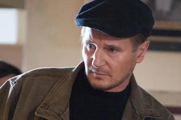 《天龙特攻队》:一部革新动作电影的视角,硬汉动作的经典回归