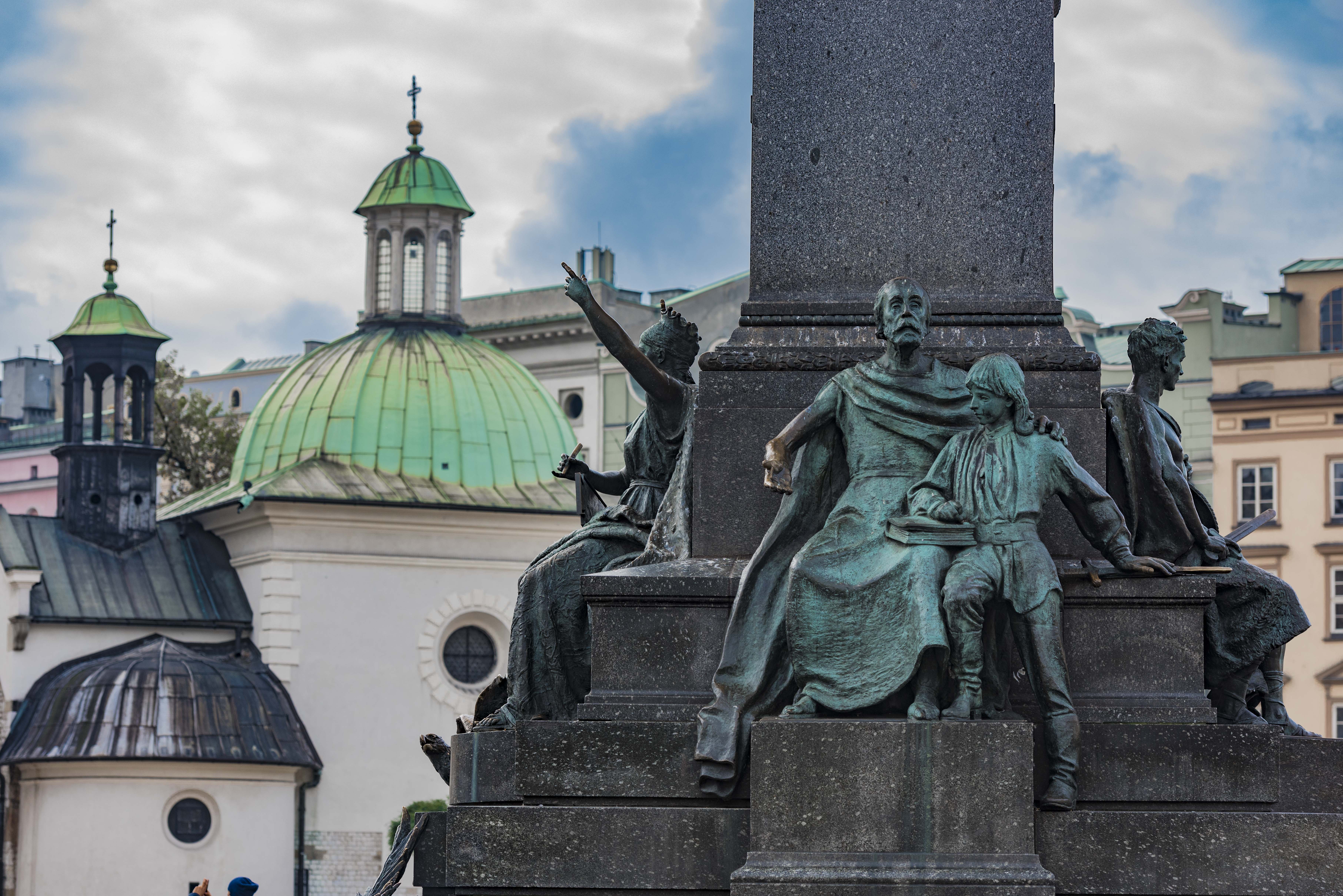 波兰生活水平怎么样在东欧什么水平？日常消费开支如何