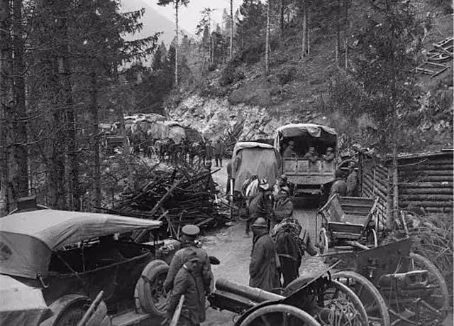 奥地利曾经的第一大港口城市,为何被意、斯、克三国瓜分了?