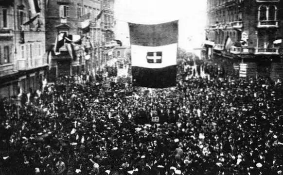 奥地利曾经的第一大港口城市,为何被意、斯、克三国瓜分了?