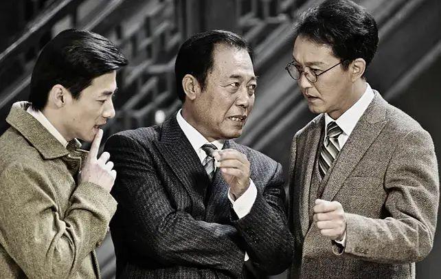 央八开播!没想到真敢拍!我躲过了殷桃,却被40岁女二号惊艳了