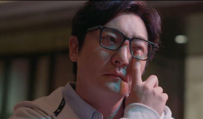 央八开播!没想到真敢拍!我躲过了殷桃,却被40岁女二号惊艳了