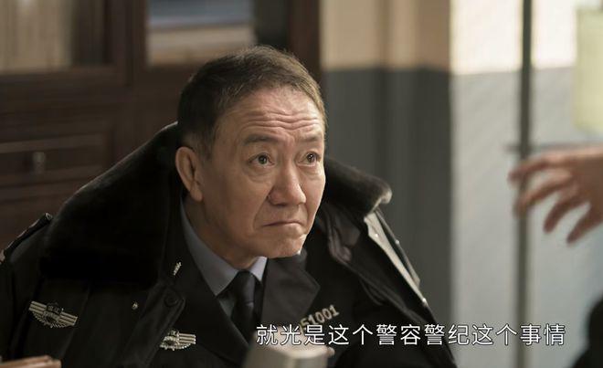 扫黑剧又出天花板级王炸,尺度炸裂,《狂飙》请靠边站