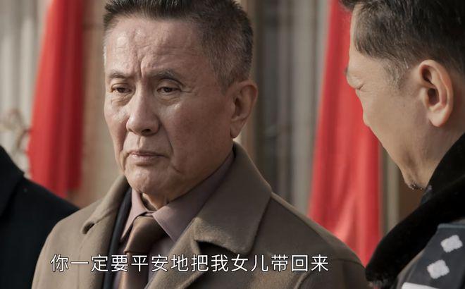 扫黑剧又出天花板级王炸,尺度炸裂,《狂飙》请靠边站