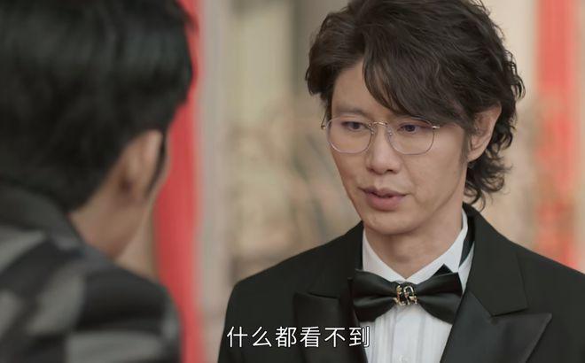 扫黑剧又出天花板级王炸,尺度炸裂,《狂飙》请靠边站