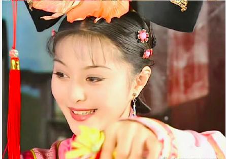 还珠格格第一部赵薇扎紫薇?还珠格格原定的主演