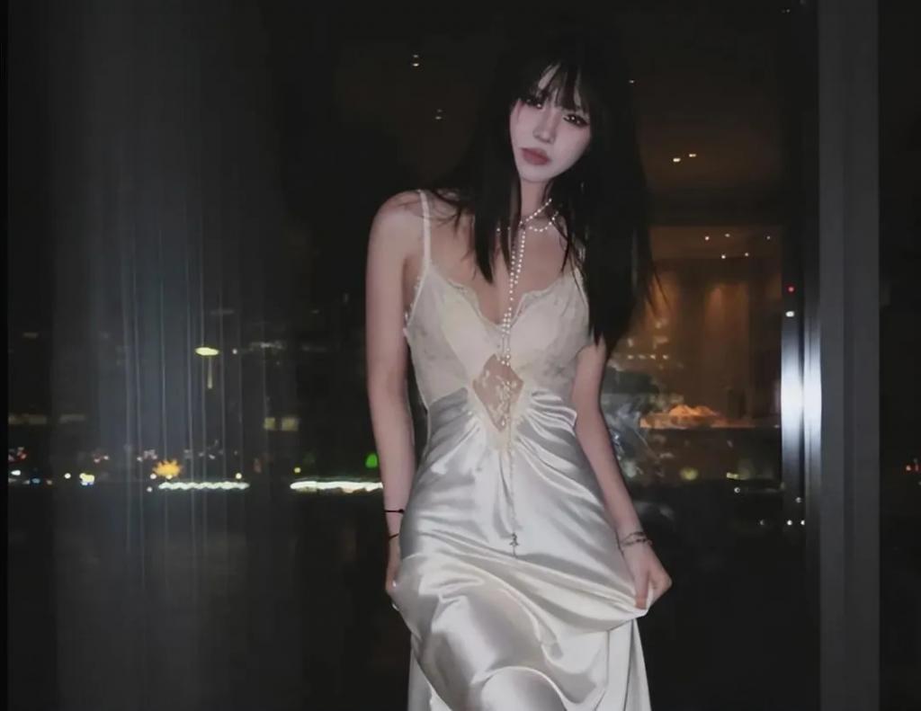 汪峰女儿18岁大变样,五官神似“年轻版李嘉欣”