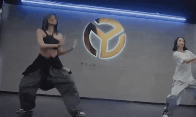 汪峰女儿18岁大变样,五官神似“年轻版李嘉欣”