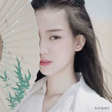 上联和下联是怎么区分的?贴对联时上联和下联怎么区分?