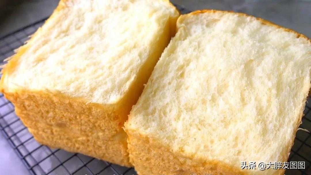 吐司是什么原料做成的？自从学会这样做吐司，我不再出去买