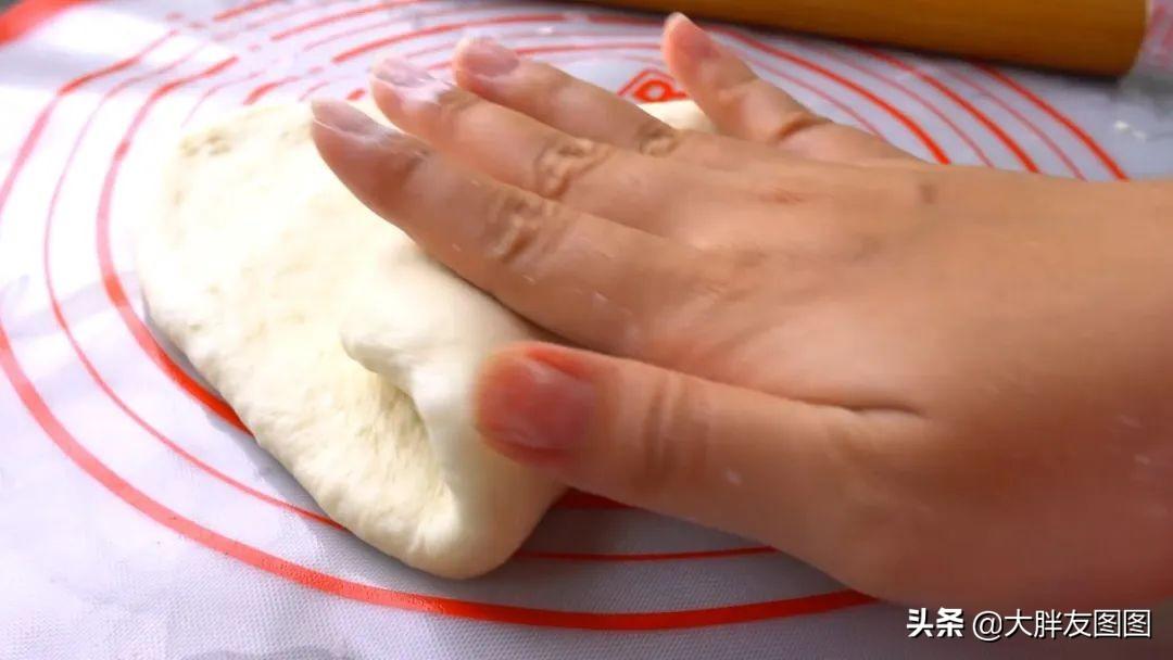 吐司是什么原料做成的?自从学会这样做吐司,我不再出去买