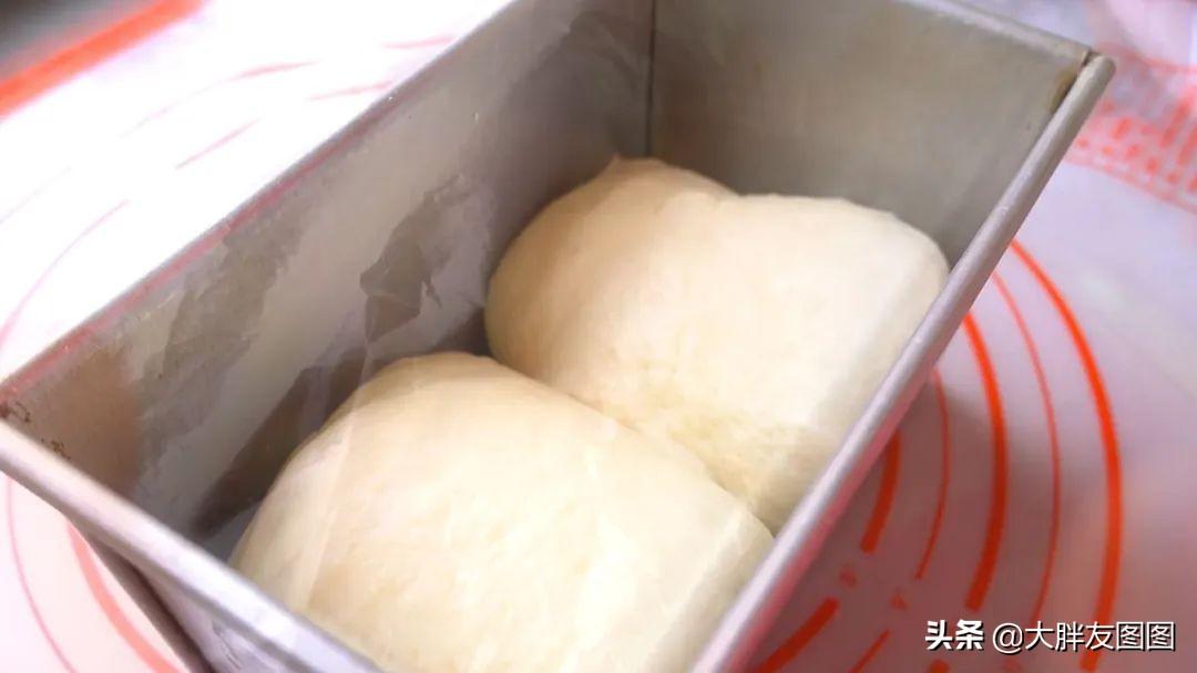 吐司是什么原料做成的?自从学会这样做吐司,我不再出去买