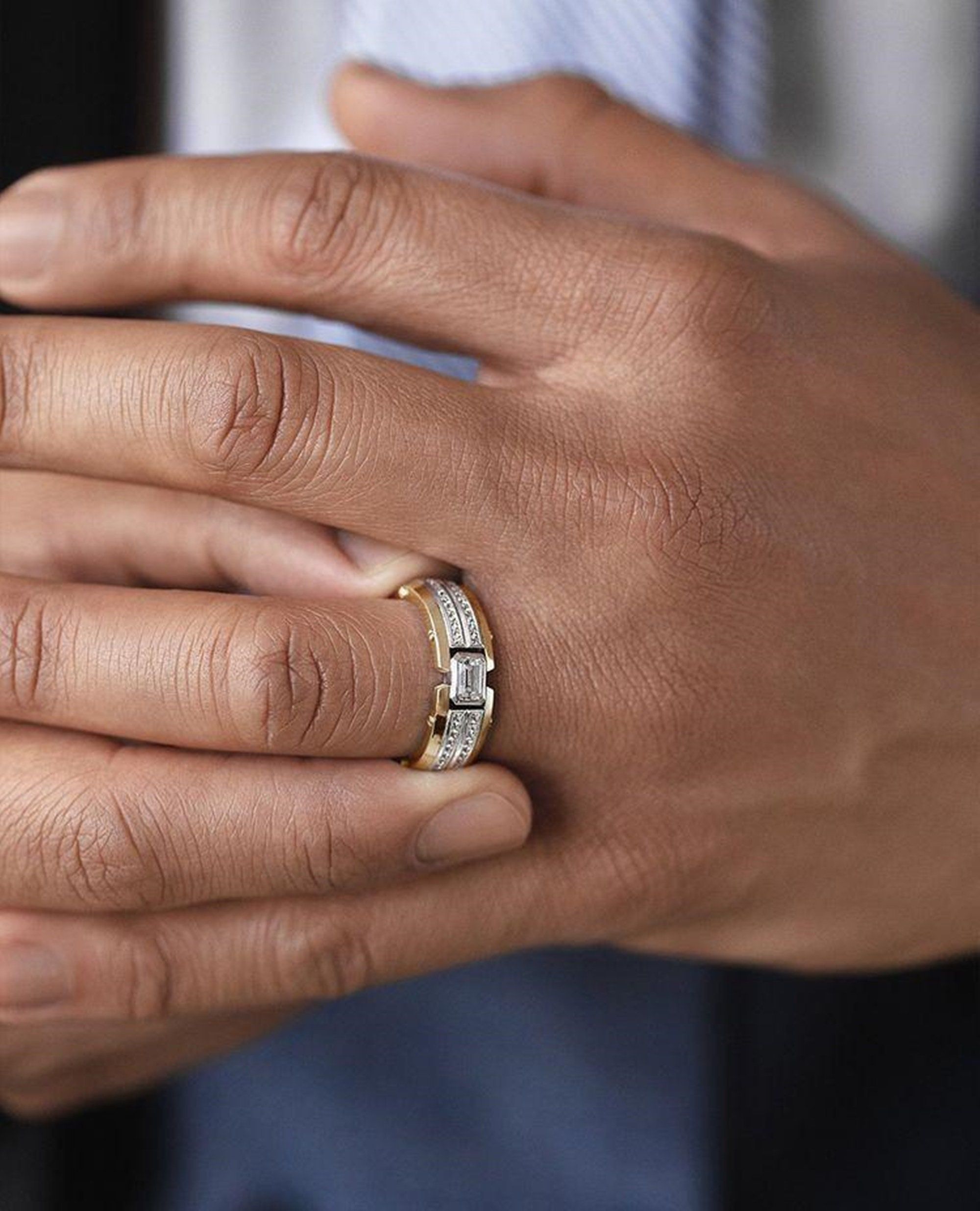 男人结婚戒指戴哪只手指?男人戴戒指的讲究