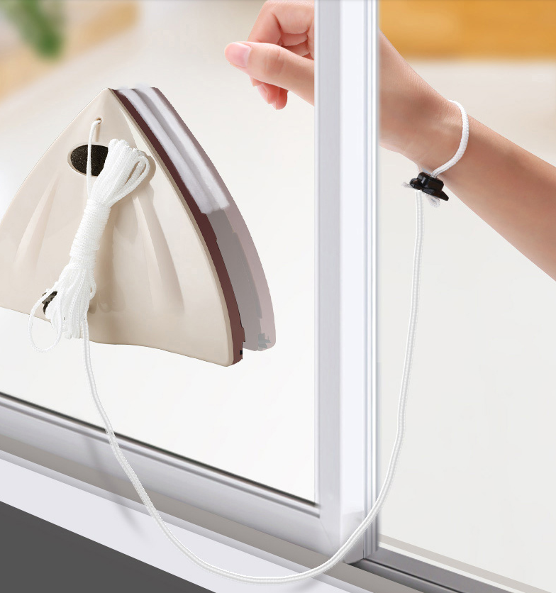 玻璃清洗小窍门是什么?教你这么做干净透亮不粘灰