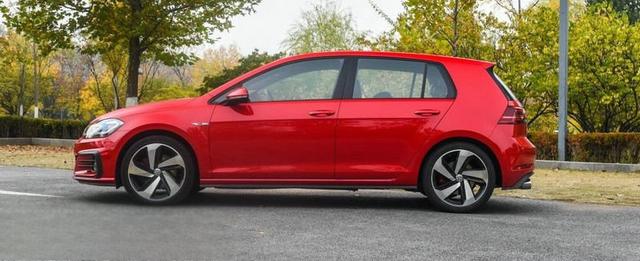 ​奔驰s350多少钱一台