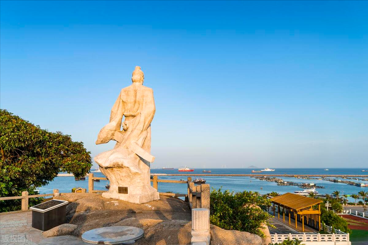 干戈寥落四周星全文?文天祥《过零丁洋》