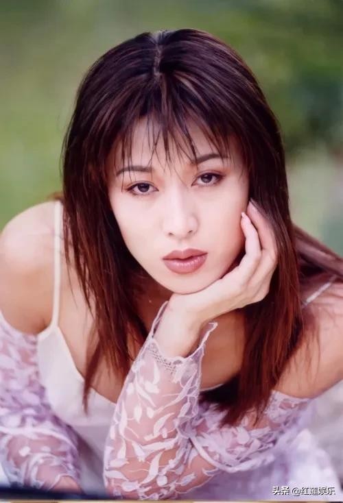 大郑爽,1966年出生辽宁沈阳,电影协会会员,她演的扈三娘很美