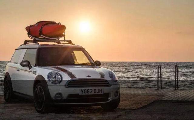 ​gsx摩托车是什么品牌？摩托车旁边有个GSX是什么牌子的摩托车