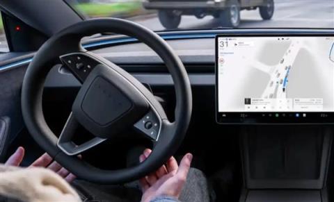 用户吐槽特斯拉FSDv14.2.1体验糟心：速度档位差太多 切换瞬间车速骤降(图1)