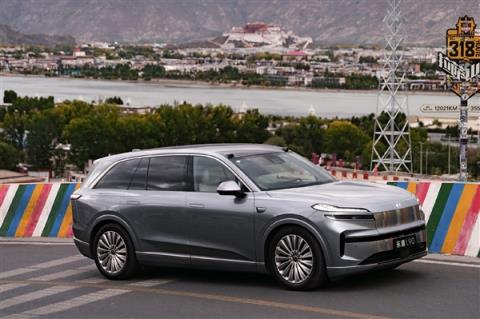 L90登顶大型纯电SUV销冠!乐道11月交付11794台 同比涨超130%(图2)