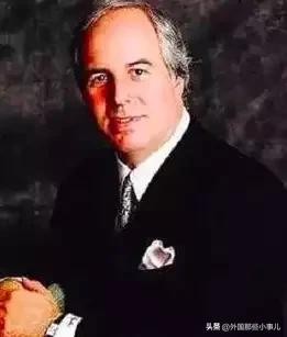 电影《猫鼠游戏》原型:通过装逼登上人生巅峰的诈骗犯