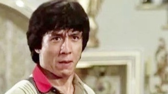 《A计划》:成龙最经典的动作电影