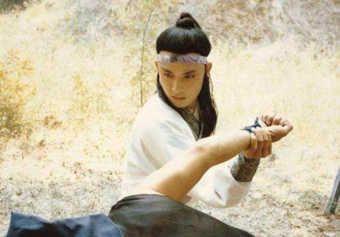 田慧和他老公的结婚照?红楼梦香菱晒结婚照