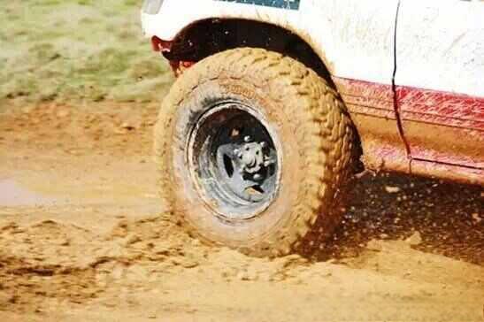 ​汽车泡水了还能开吗