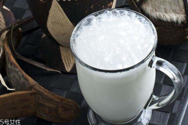 骆驼奶有什么营养价值呢？喝骆驼奶有什么作用呢