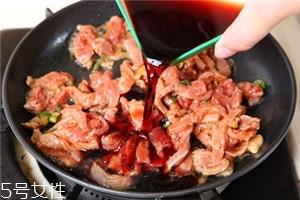 红酒可以做菜吗？红酒入菜的4种方式