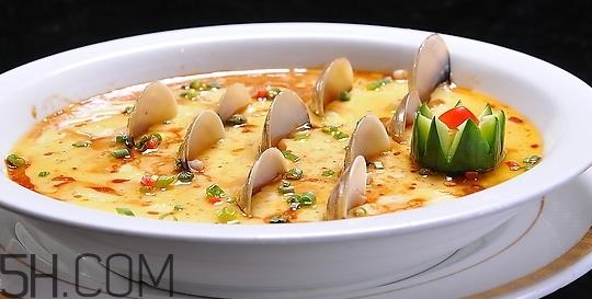 如何挑选花甲？花甲可以用盐水泡吗？