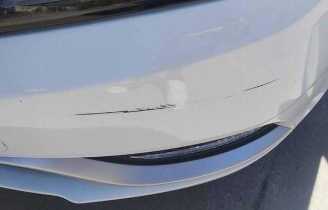 ​汽车修复一道划痕需要多少钱