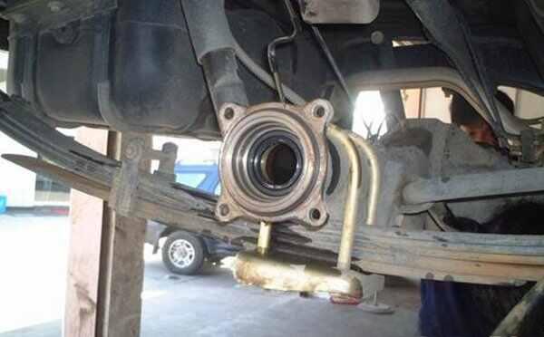 ​半轴漏油有没有影响