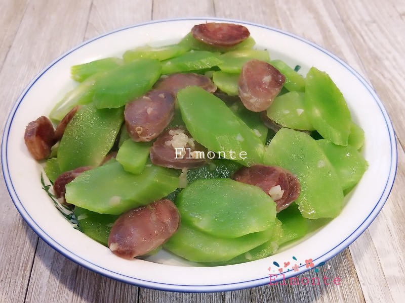 腊肠炒青笋正宗做法10种,详细步骤与技巧分享