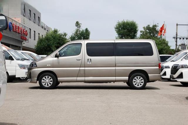 ​c1驾照能开9座车吗