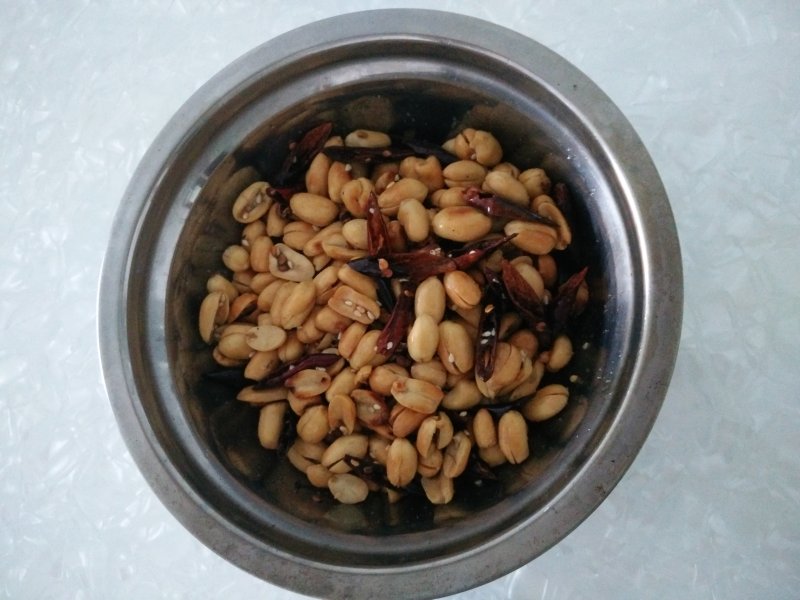 酒鬼花生米家常做法配料详解