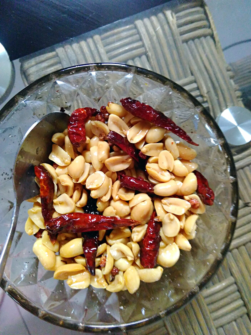 酒鬼花生米家常做法配料详解