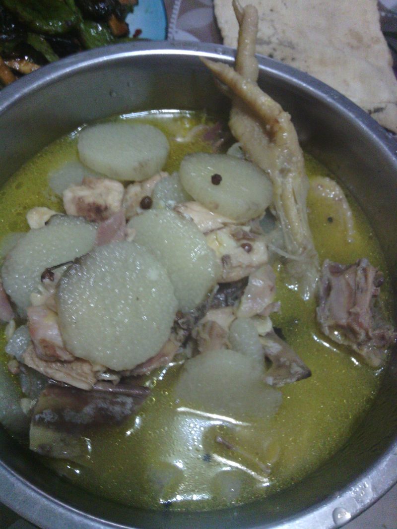 山药炖猪蹄最正宗做法，软糯入味三步搞定