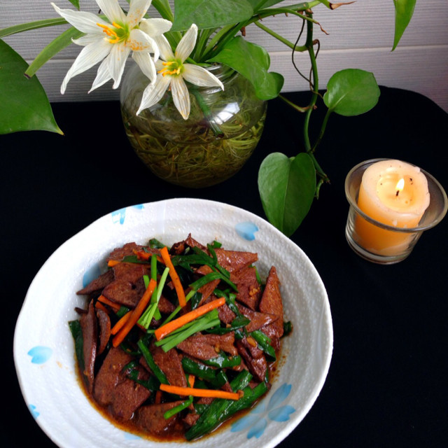 猪肝炒香菜十大美味做法,鲜香滑嫩超下饭