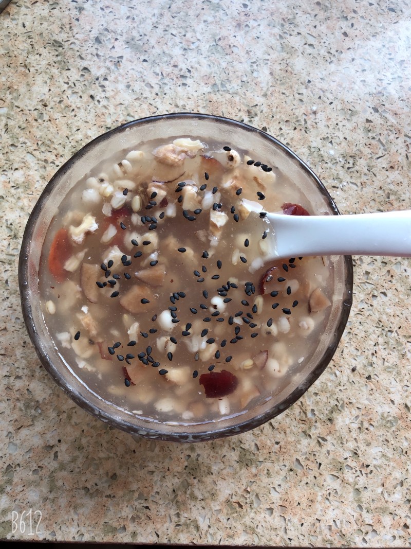 红枣核桃饼家常做法:配料与步骤全解析