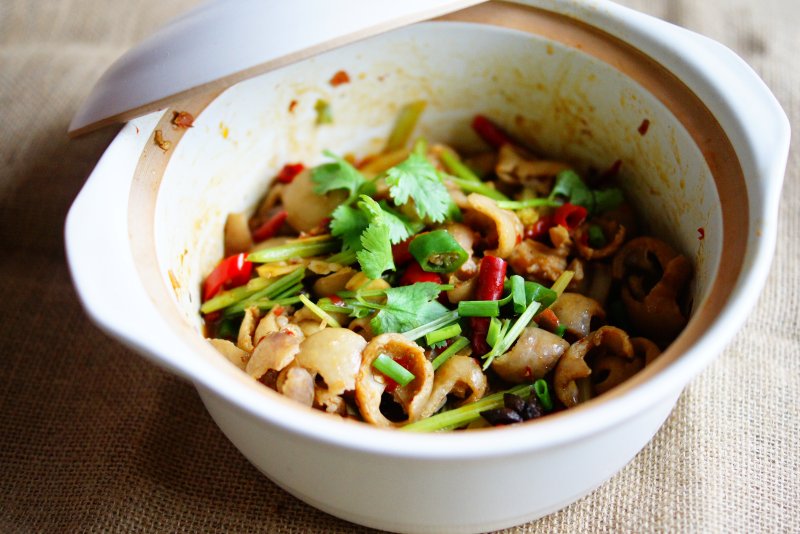 十种家常麻辣双菇煲做法,美味轻松学