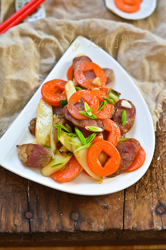 金蒜萝卜饭做法详解：香气四溢的家常美味