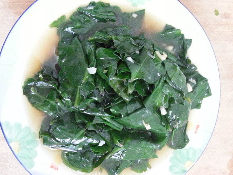 蒜蓉薯藤的鲜香炒法，简单配料轻松上手