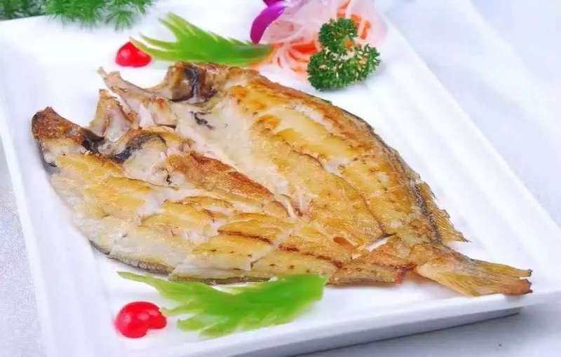 香煎大头鱼十种绝味做法,鲜香酥嫩全揭秘