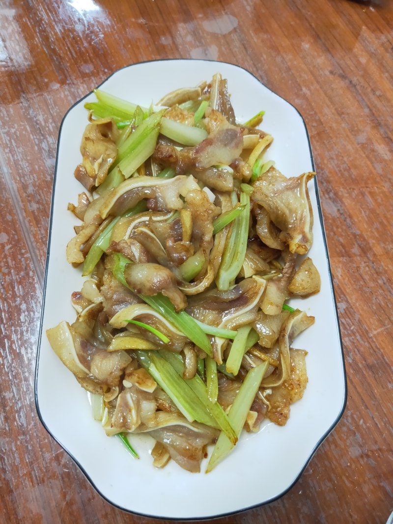 芹菜炒双耳十大美味做法,家常菜必备