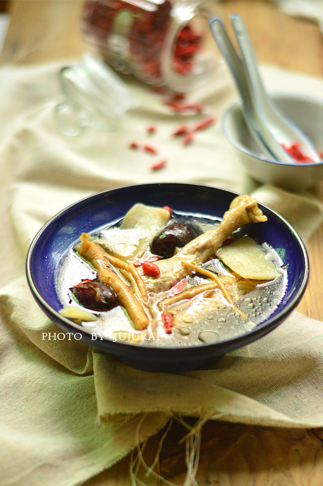 滋补煲鸡汤正宗做法大全